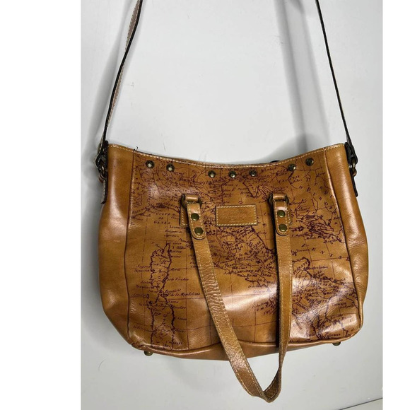 Patricia Nash Handbags - Patricia Nash Italian Leather Signature Map Print Handbag Suede Lining